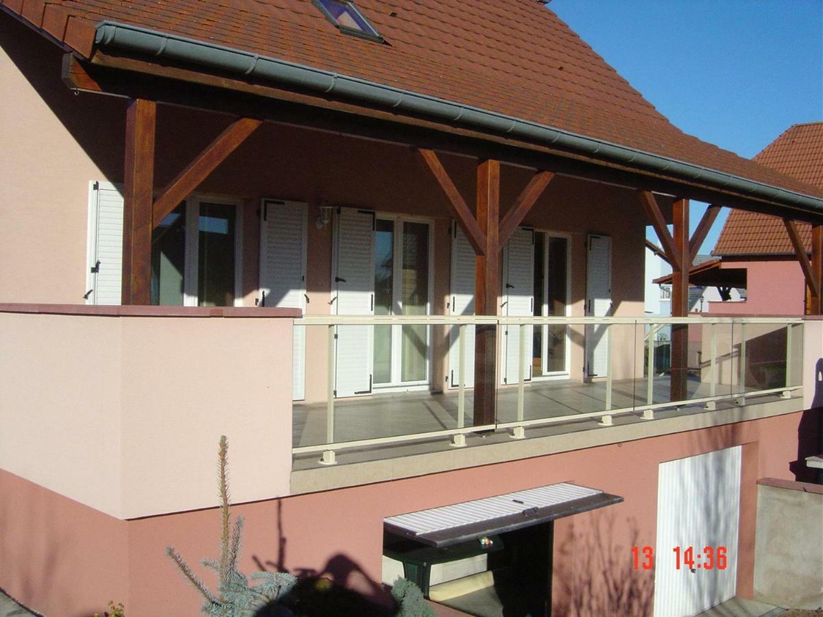 ホテル Venez Loger Chez L'Habitant Au Centre De L'Alsace, A Cote D'Europa Park ! マルコルスハイム エクステリア 写真